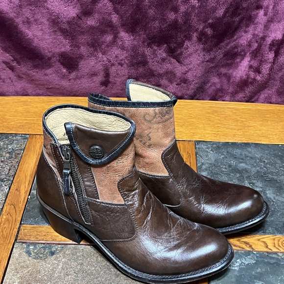 J.B. Dillon Two-Tone Brown Leather Western Boots - Picture 1 of 8